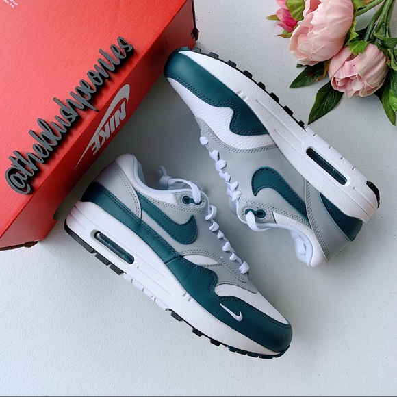 Nike Air Max 1 - Picture 5 of 9